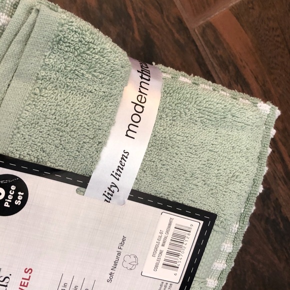 Modern Threads green luxe towel set NWT - Picture 2 of 3